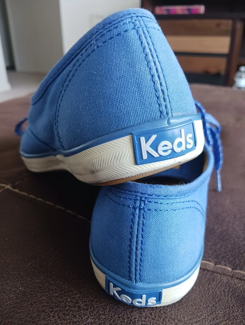 Keds Royal Blue Sneakers with polka dot strings Sz 8.5 EUC